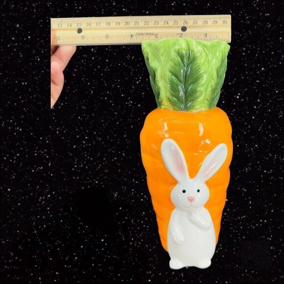 Ceramic Porcelain Bunny And Carrot Tall Vase 3D Figural Whimsical Vase 9"Tall - Picture 4 of 10